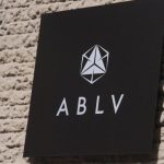 Вывеска латвийского банка ABLV