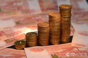 Денежные купюры и монеты