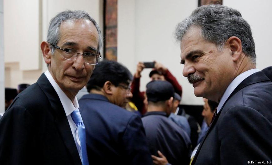Juan Alberto Fuentes Knight (right), the most recent chairman of the international charity Oxfam, and Alvaro Colom (left), Guatemala's president from 2008-2012.