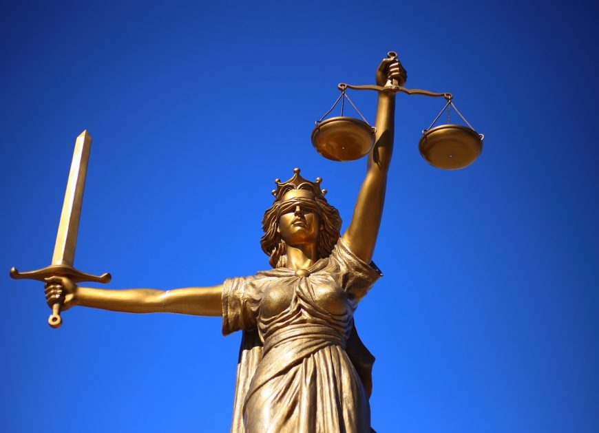 Суд Сахалинской области 4 февраля отменил апелляционное слушание на приговор, который был вынесен в отношении бывшего главы региона Александра Хорошавина и его заместителей.