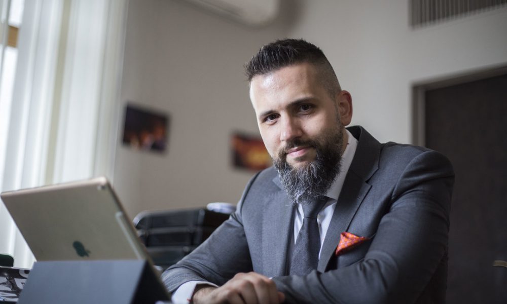 Максим Нефедов